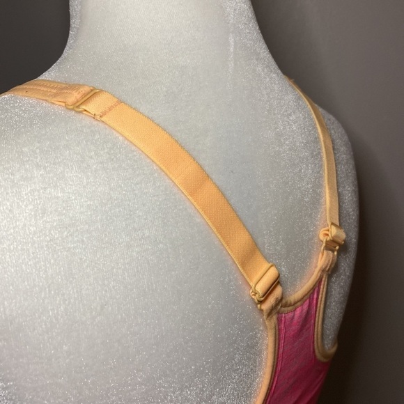 Old Navy Seamless Sports Bra Pink and Orange Racerback - Picture 11 of 16
